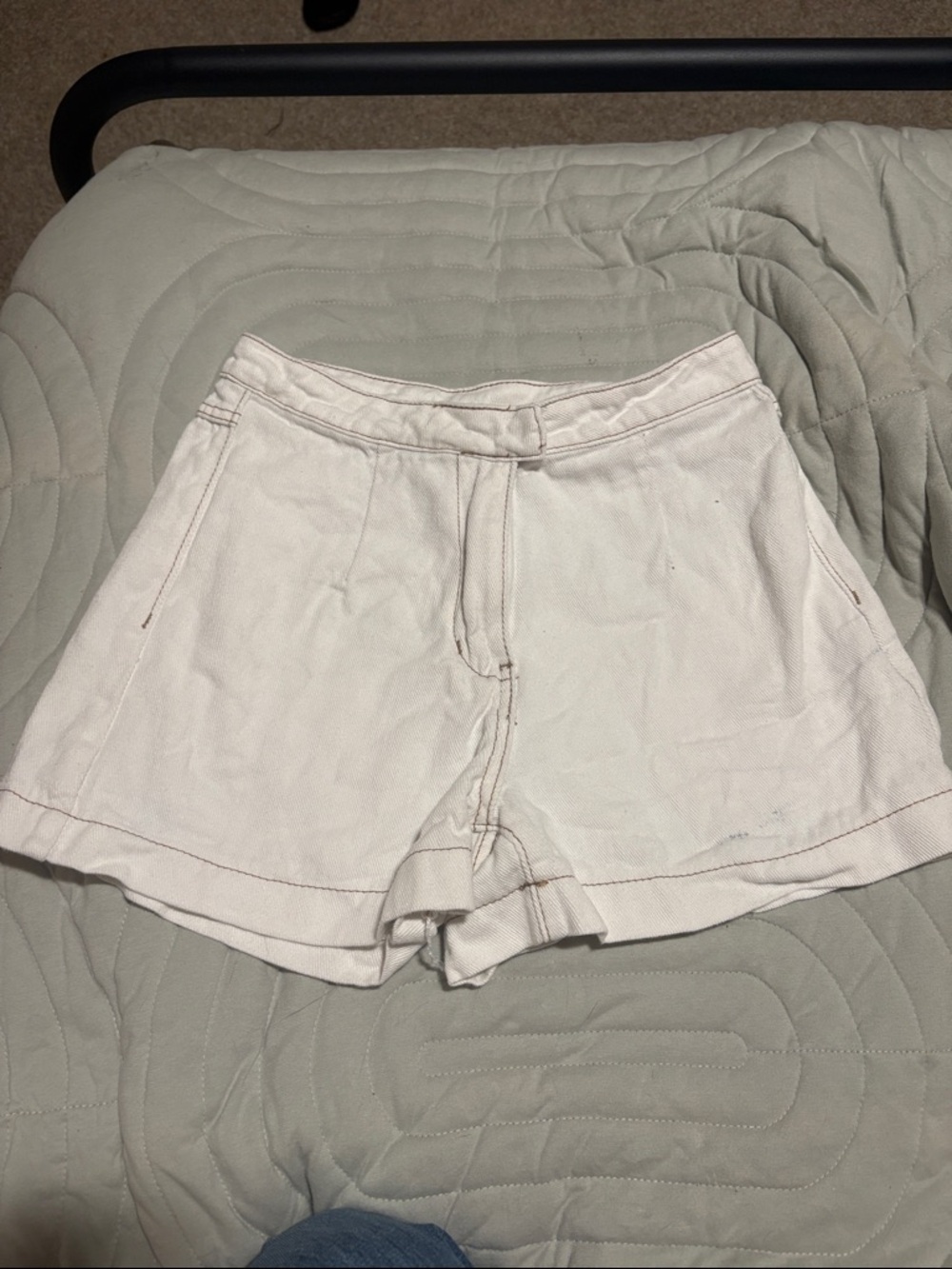 SHEIN Cream High-Waist Casual Shorts